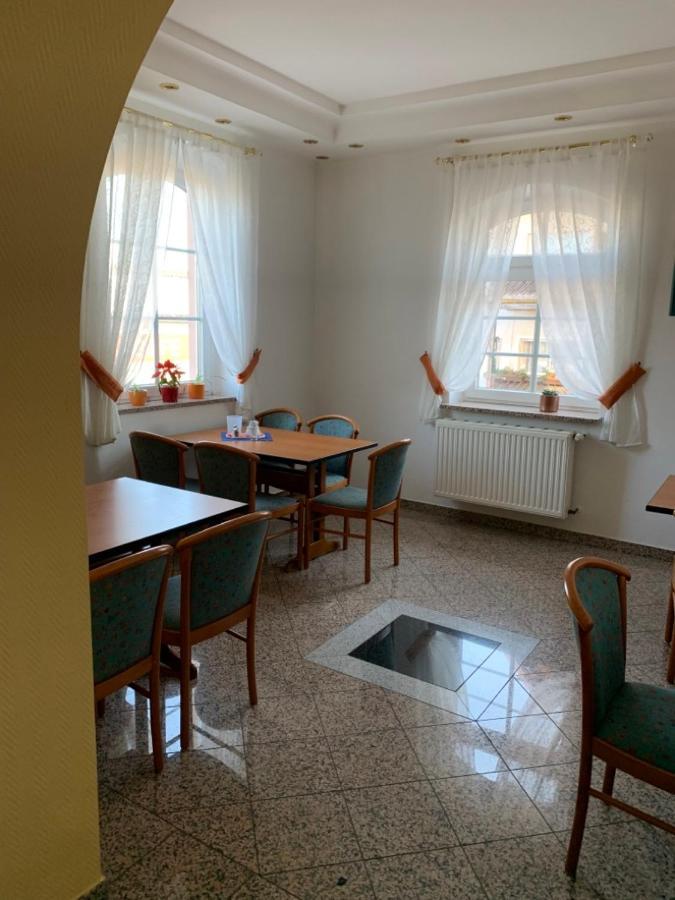 Hotel Garni Eschenbach Гільдбурггаузен Екстер'єр фото