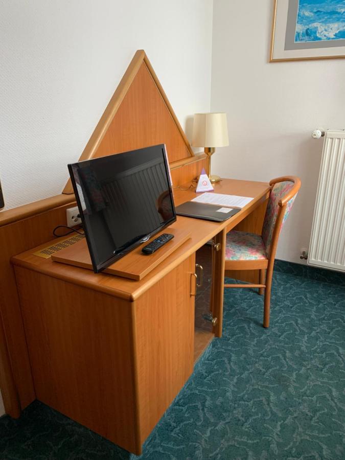Hotel Garni Eschenbach Гільдбурггаузен Екстер'єр фото